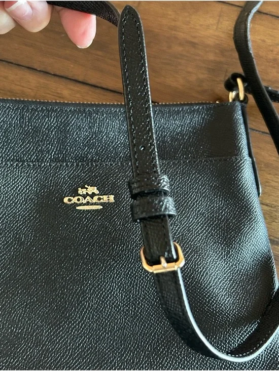 Coach Kitt Crossgrain Messenger Crossbody Bag Black - Picture 9 of 13